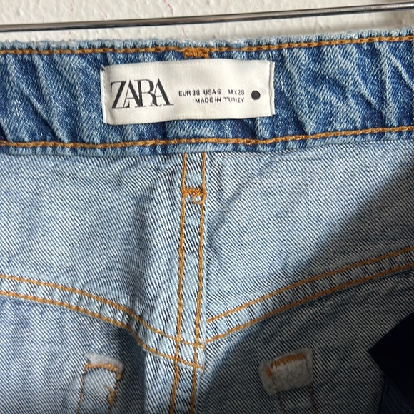 ZARA Denim Shorts - Picture 4 of 4